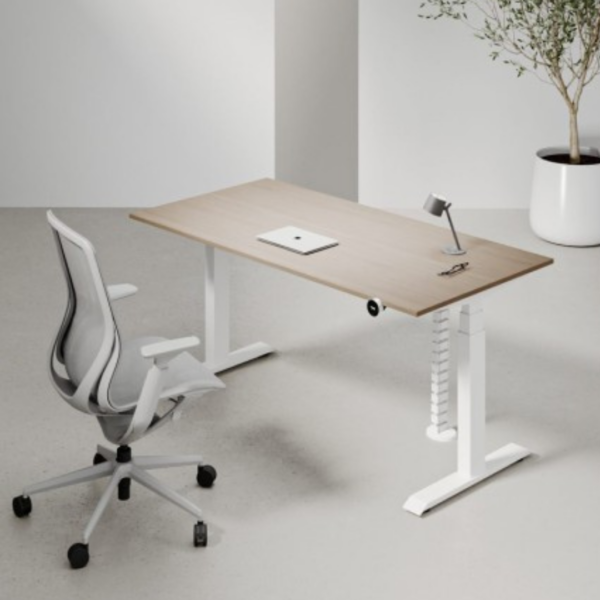 Berry height adjustable table